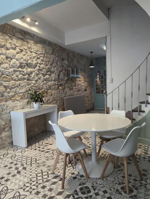 A 5Mn De La Reserve Africaine, Charmante Maison De Village Avec Patio Sigean Εξωτερικό φωτογραφία